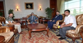 Başkan Tunadan 5 Kişiye Mke Ankaragücü Kombineleri Hediyesi