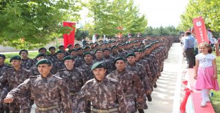 Polis Eğitim Merkezinde Mezuniyet Heyecanı