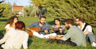 Bilim Ve Sanat Şenliği Başlıyor