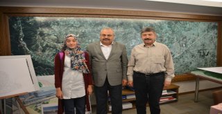 Gedizde Başarılı Öğrenciler Ödüllendirildi