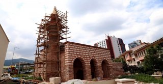 6 Asırlık Cami Küllerinden Doğuyor