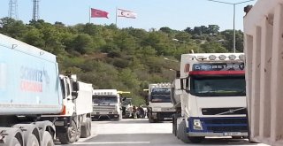 Kktcde 3 Aydır Maaş Alamayan Kamyoncular Eylemde