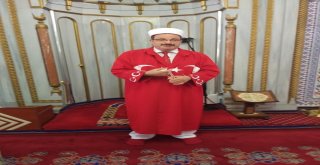 Sakaryalı İmam 15 Temmuza Özel Cübbe Diktirdi