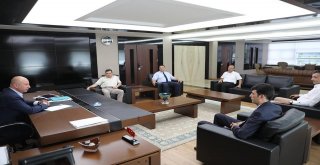 Mmodan Kocasinana Ziyaret