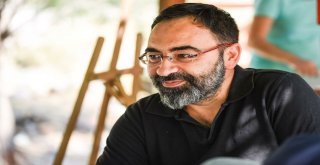 Azerbaycanlı Ressamdan Sergi