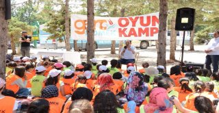 Başkan Altay, Yaz Kampındaki Öğrencilerle Buluştu