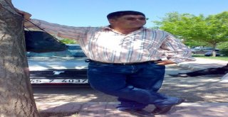 Kahvede Arkadaşlarıyla Sohbet Ederken Kalp Krizinden Öldü