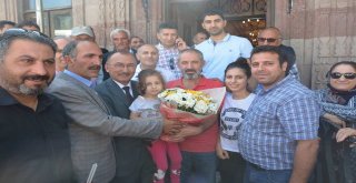 Başkan Köksoy, İstanbulda Yaşayan Köylüleriyle Ardahan Tarihi Kongre Binasında Bir Araya Geldi