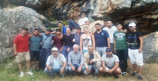 Pikniğe Gittiler, 10 Gün Önce Firar Eden Kurbanlıklarını Buldular