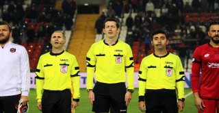 Hakem Tugay Kaan Numanoğlunun İlk Süper Lig Maçı