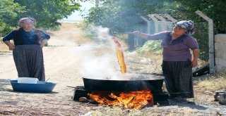 Pekmez, Geleneksel Yöntemlerle Yapılıyor