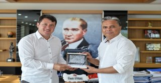 Muratpaşa Belediye Başkanı Ümit Uysal, Ardino Belediye Başkanı Resmi Muratı Makamında Kabul Etti.