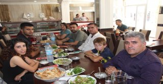 Silopi Senyaderden Basın Mensuplarına Yemek