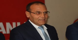 Eczacı Yunus Dündar, Chpden Ardahan Belediye Başkan Adaylığını Açıkladı