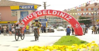 Sivrihisar Sokakları Dağ Bisikleti Yarışları Tamamlandı