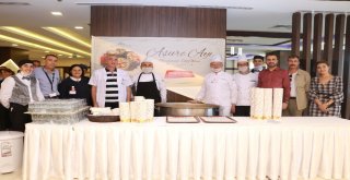 Medical Parkta Aşure Şöleni