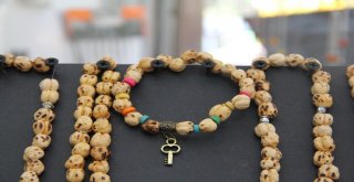 Bu Da Leblebi Tespihi