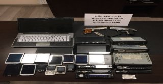 Şüphelenilen Şahsın Üzerinden Çalıntı Mallar Çıktı