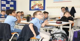 Öğrencilere Çevre Ve Geri Dönüşüm Eğitimi