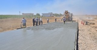 Ceylanpınarda Beton Yol Çalışmaları