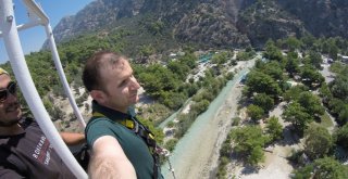 Görme Engelli Öğretmenin Bungee Jumping Heyecanı