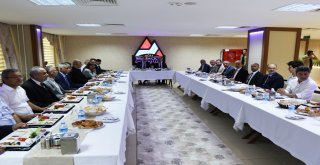 Ağrıda 12 Üniversite Rektörü Abd Ve Trumpı Kınadı