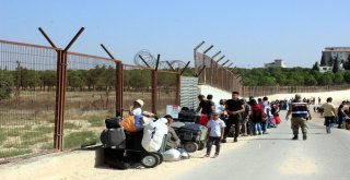 Ülkelerine Gitmek İsteyen Suriyeliler Öncüpınara Akın Etti