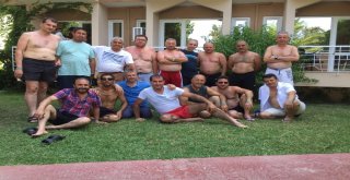Asker Arkadaşları 26 Yıl Sonra Antalyada Buluştu
