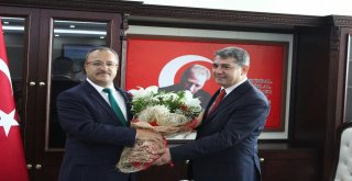 Yeni Komisyon Başkanı Oğuzhan Yaşar Oldu