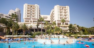 Haluk Ulusoyun Kuşadasındaki Ünlü Oteli İcradan Satılacak