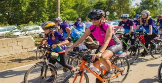 Pedallar Burhaniye İçin Döndü