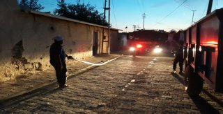 Elbeylide Suriyeli Ailenin Evi Yandı