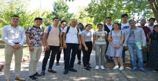 Yabancı Uyruklu Öğrencilerin Kayıt İşlemleri Başladı