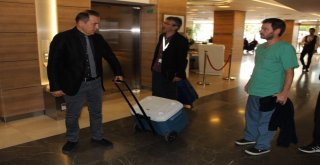 6 Kişi İçin Doğum Günü Oldu