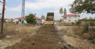 Erdemlide Yol Ve Asfaltlama Çalışmaları Sürüyor