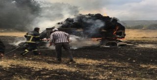 Tavşanlıda Çıkan Yangında Traktör Ve Balyalar Yandı