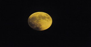 Çanakkalede Kanlı Ay Tutulması İlgiyle İzlendi