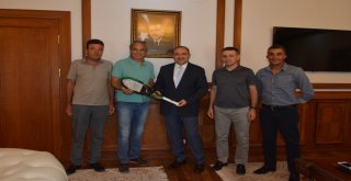 Vali Kaban Acarı Makamında Kabul Etti