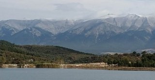 Uludağ Gelinliğini Erken Giydi