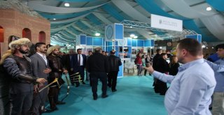 Ahlat Standına Yoğun İlgi