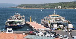 Çanakkale Boğazından 10 Günde 185 Bin Araç Geçti
