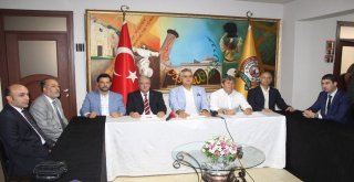 Hatayda Stklardan Trumpa Tepki