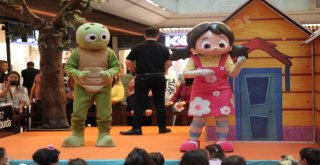 Niloya  Miniklerle Buluştu