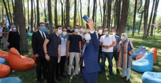 Kitapla aranıza mesafe koymayın