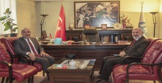 Rektör Polattan Müftü Arvasa Ziyaret