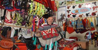 Erzurumun Saraç Ustası Dede Mesleğini Sürdürmeye Çalışıyor