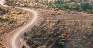 240 Metre Yüksekte Nefes Kesen Yürüyüş