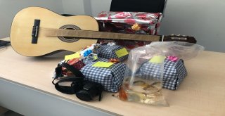 Sivasta Yetimlerin Bayram Sevinci