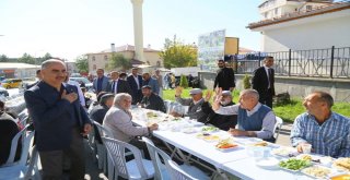 Başkan Aydın Pazarcı Esnafıyla Kahvaltıda Buluştu