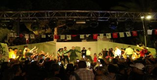 Kuşadasında Toplu Sünnet Şöleni